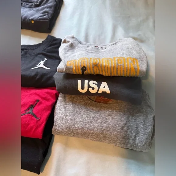 Kids shirt bundle! Size 6 - Picture 4 of 4